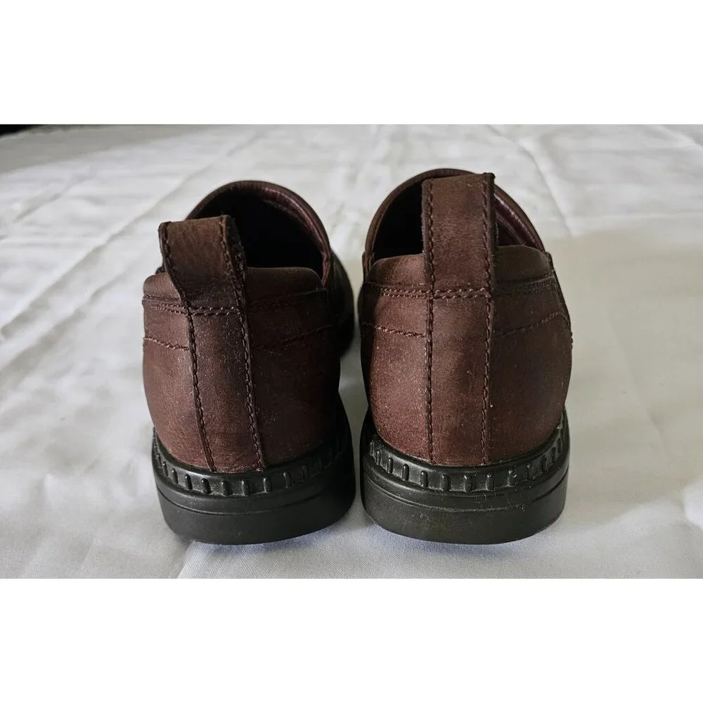 UGG Australia Men's Brown Leather Dyersville Loafer Shoe Size 9.5 - Picture 7 of 12